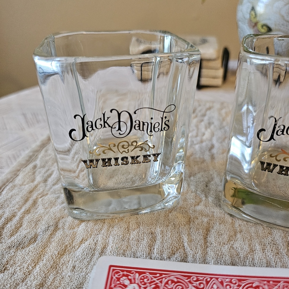 JACK DANIELS WHISKEY GLASSES